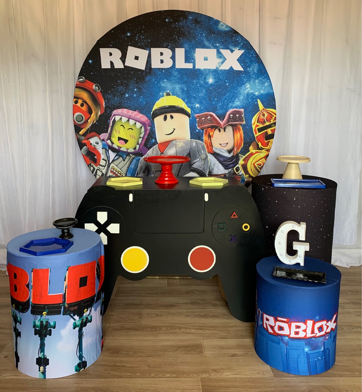 Kit Ouro Roblox - AMORETTO LOCAÇÕES