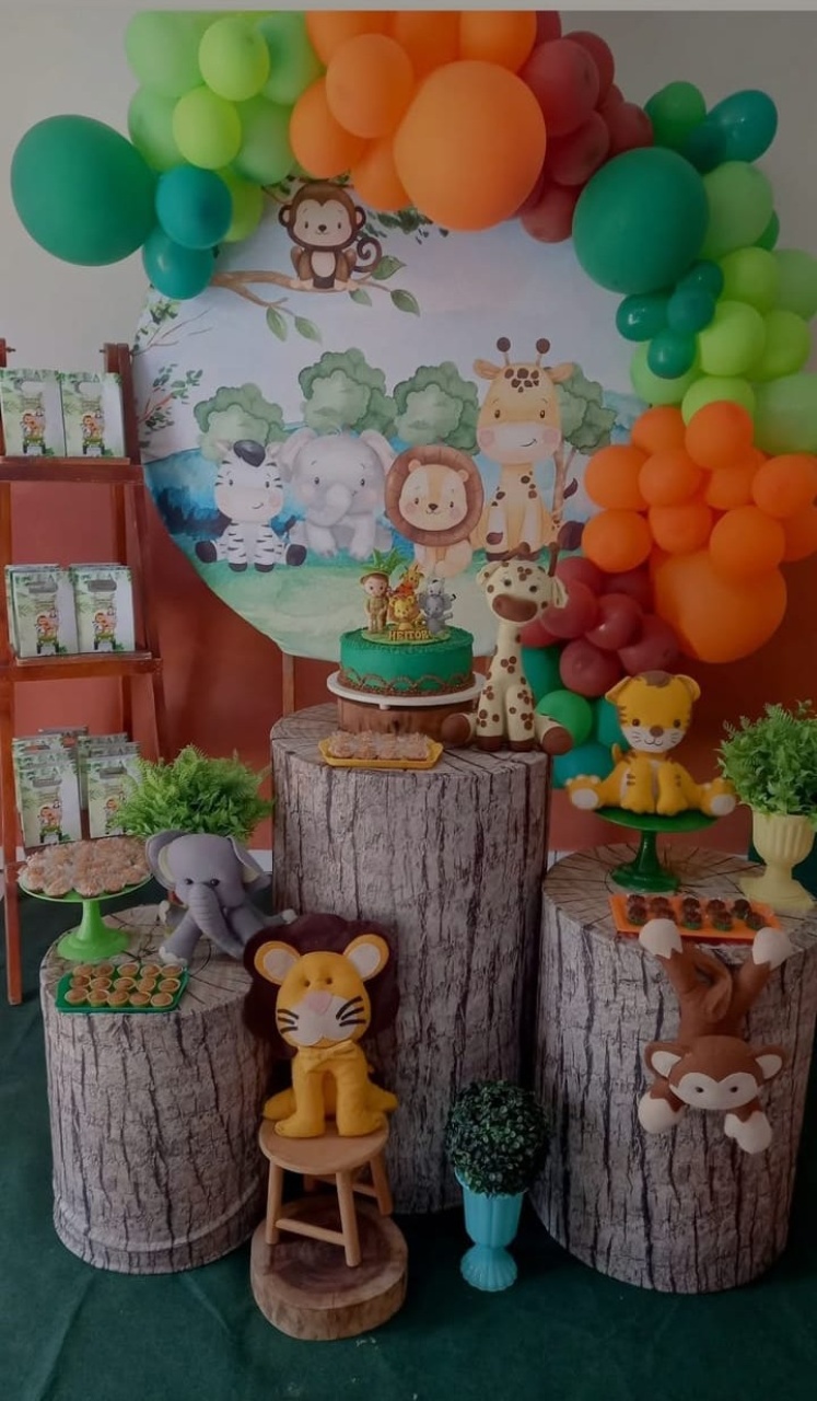 Kit Pegue E Monte Safari Com Escada - CARLINDAFESTAS
