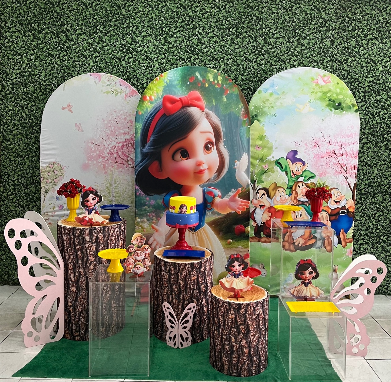 Branca de Neve Baby 2, Cubos Acrílico, 3 Painéis Luxo - Preciosa Festas