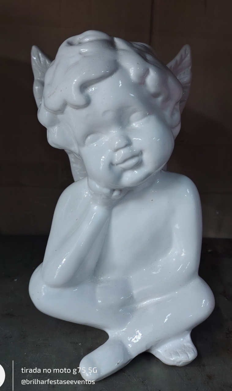 Anjinho Porcelana Branco - Brilhar Festas e Locações