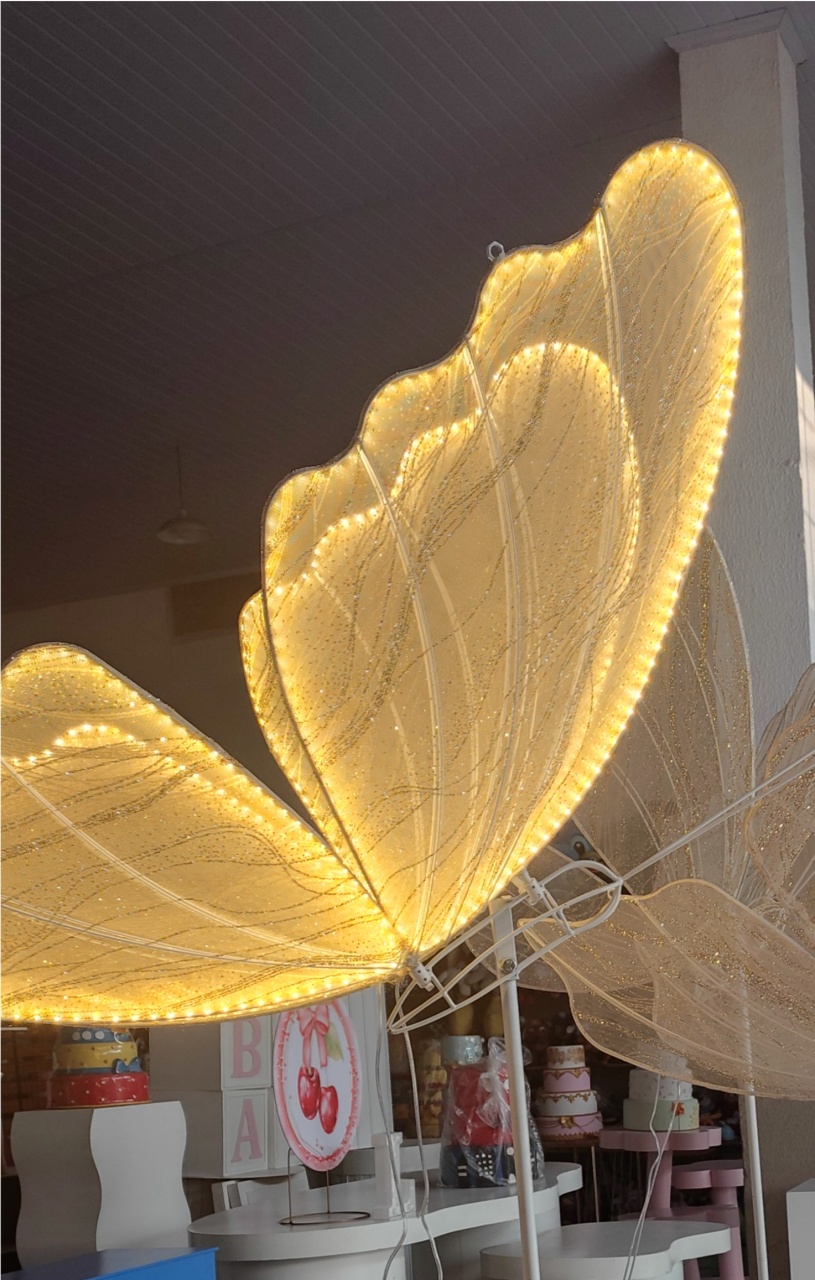 Borboleta de Led Gg - Brilhar Festas e Locações