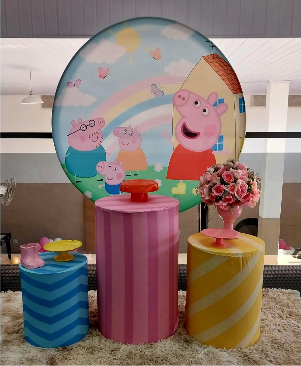 Kit Painel E Capas Pepa Pig ( Listras) - Brilhar Festas e Locações