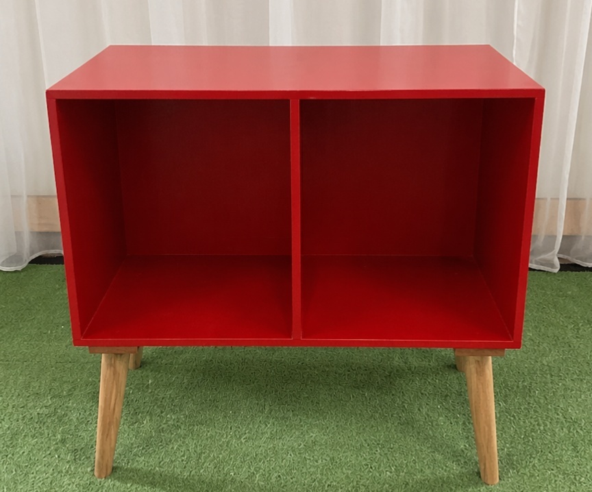 Nincho Vermelho Com Pes Pinus - Brilhar Festas e Locações