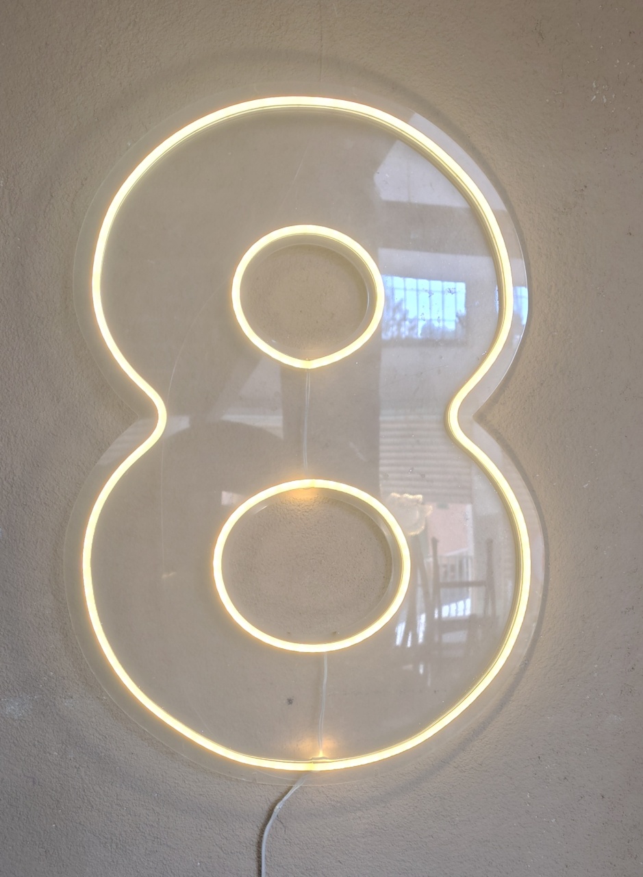 Numero de Led 8 Quente 50Cm - Brilhar Festas e Locações