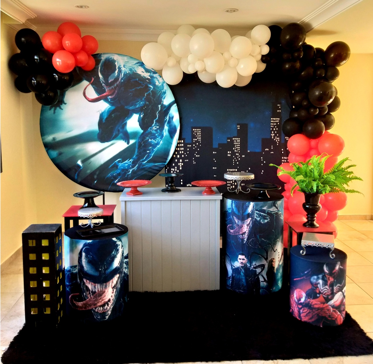 Kit Painel E Capas Venon - Brilhar Festas e Locações