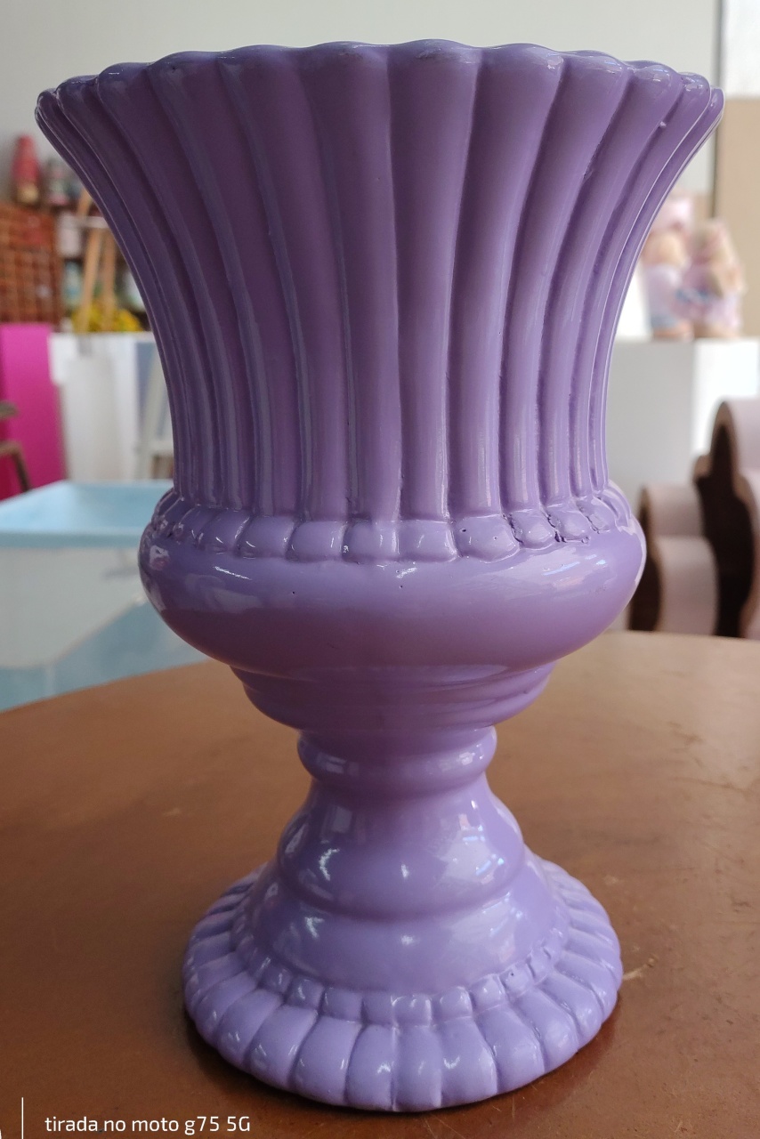 Jarro Porcelana Lilas M - Brilhar Festas e Locações