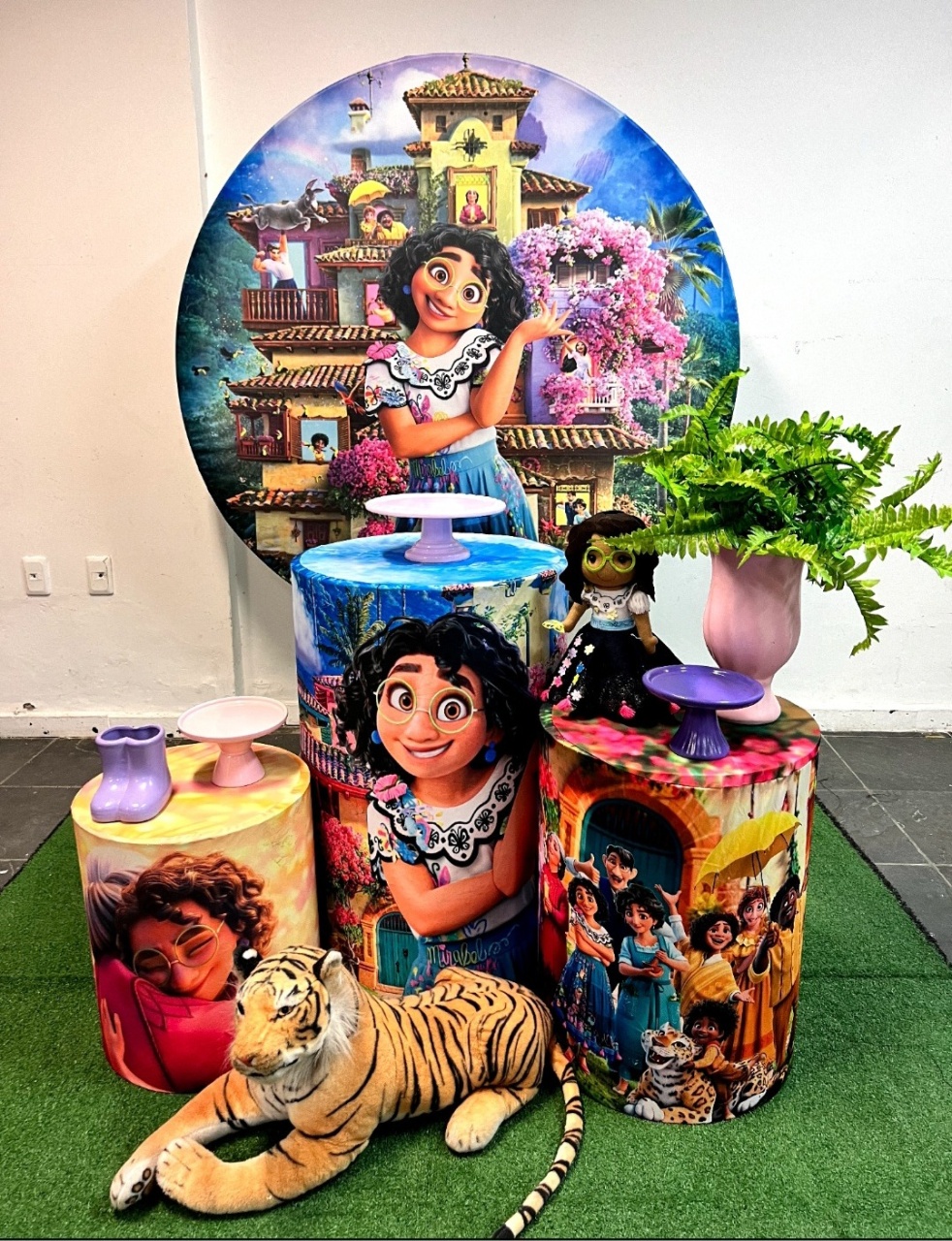 Kit Capas Encanto - Brilhar Festas e Locações