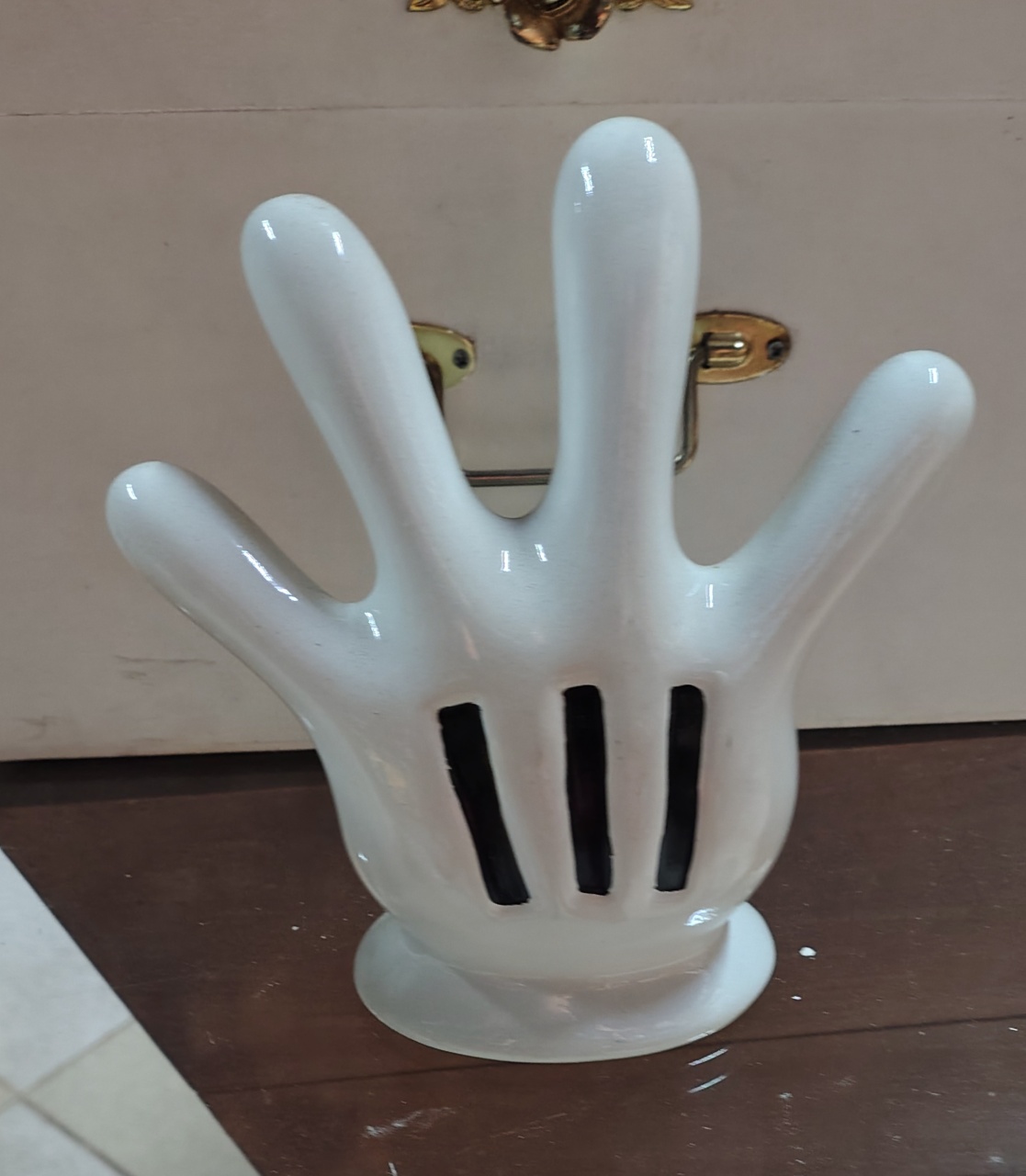 Luva Mickey Porcelana - Brilhar Festas e Locações