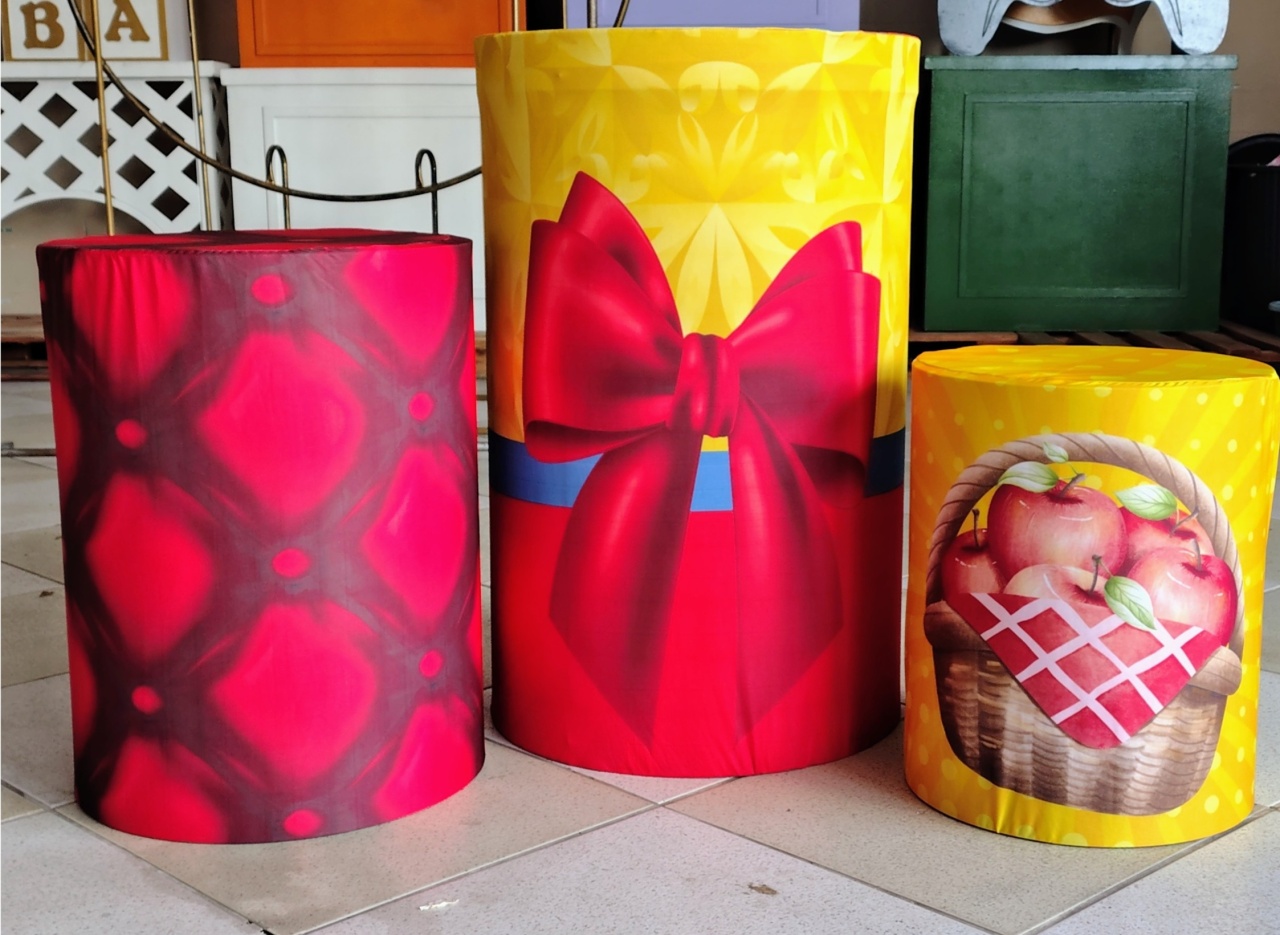 Trio Capas Cilindros Branca de Neve Vermelha - Brilhar Festas e Locações
