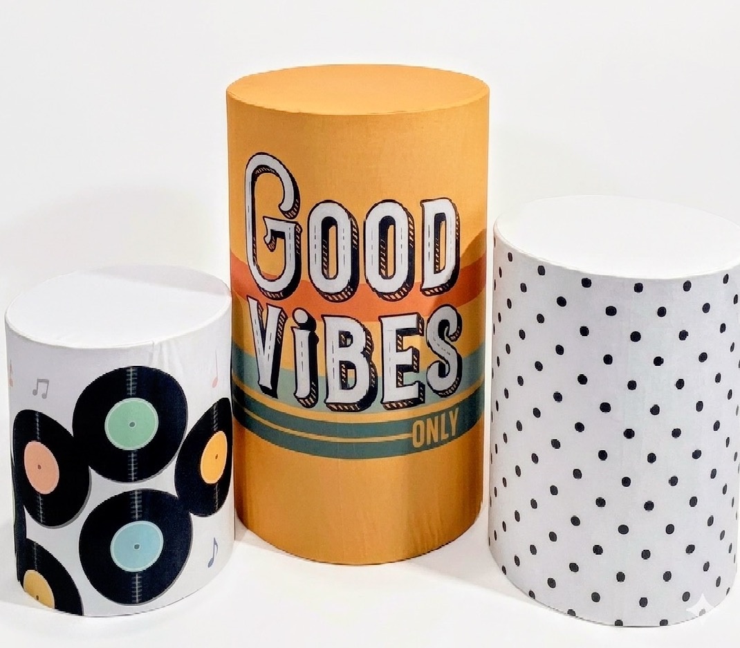 Trio Capas - Retro Party - daydecorafestas