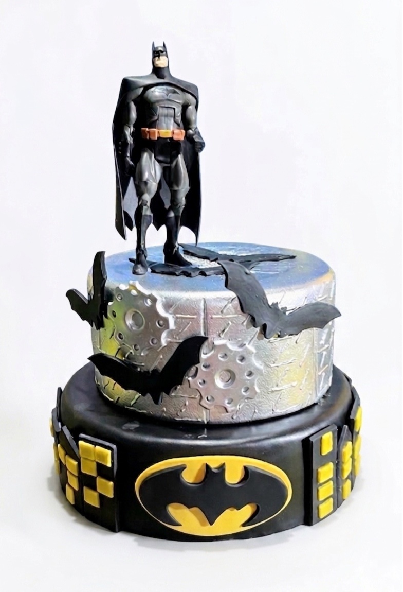 Bolo Fake Biscuit - Batman - daydecorafestas