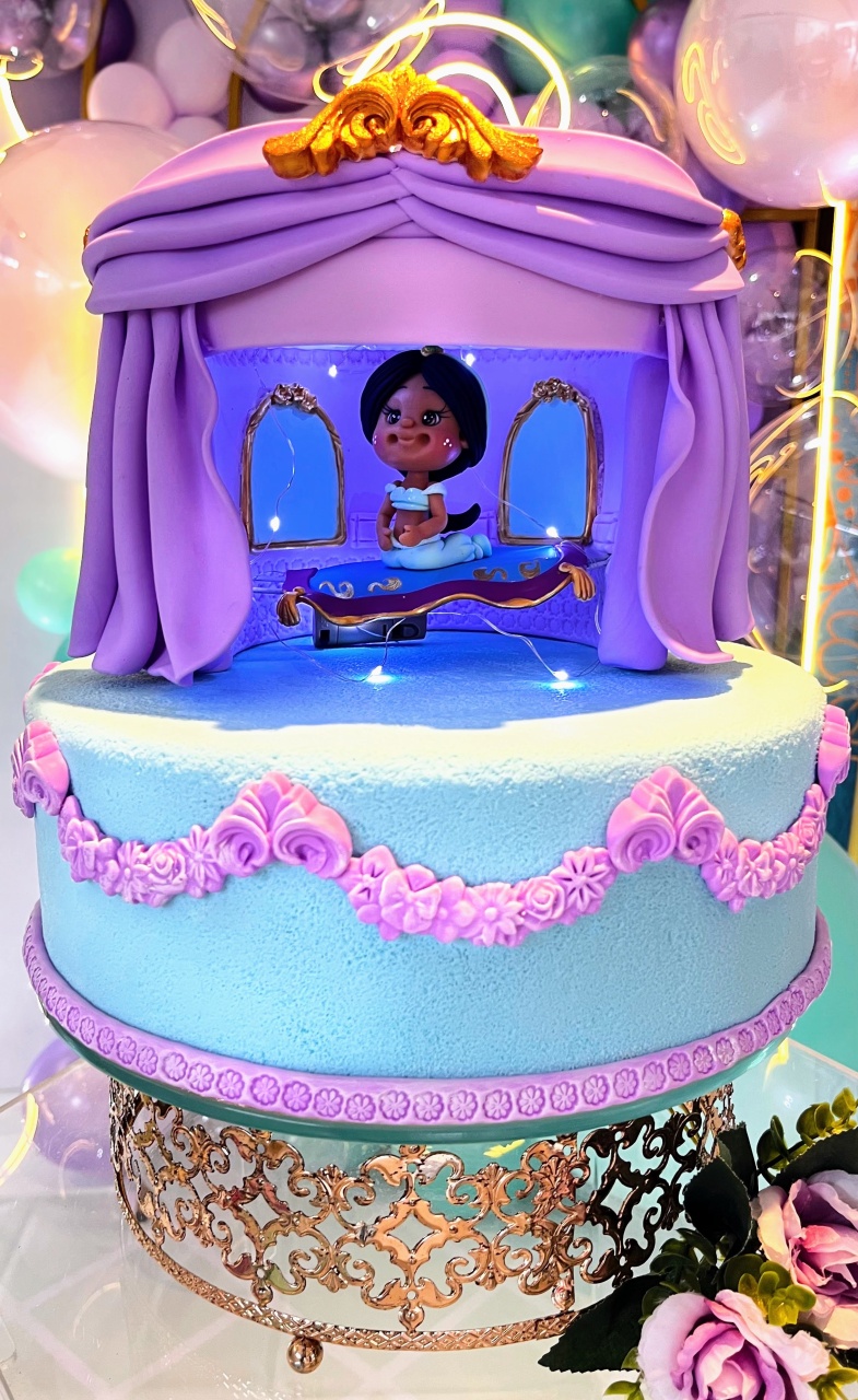 Bolo Fake - Jasmine  - daydecorafestas