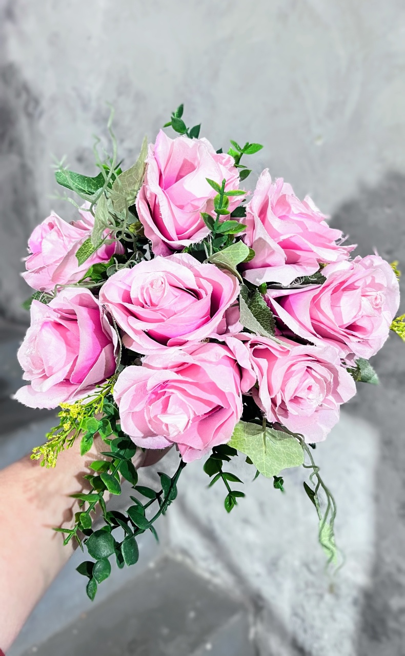 Buquê Rosas Rosa Claro  - daydecorafestas