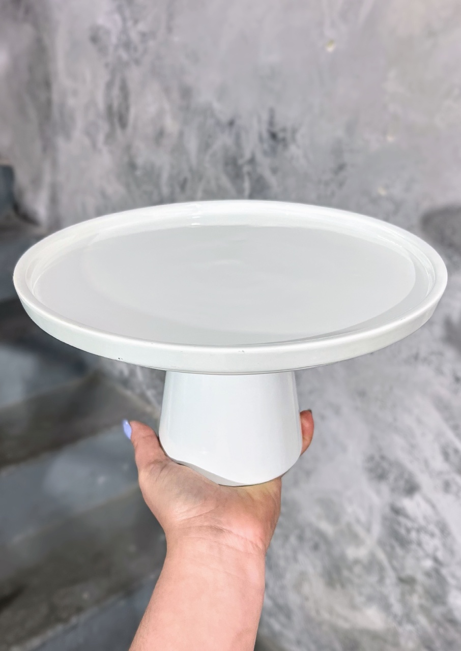 Bandeja Branca Cerâmica Com Pé - G - daydecorafestas