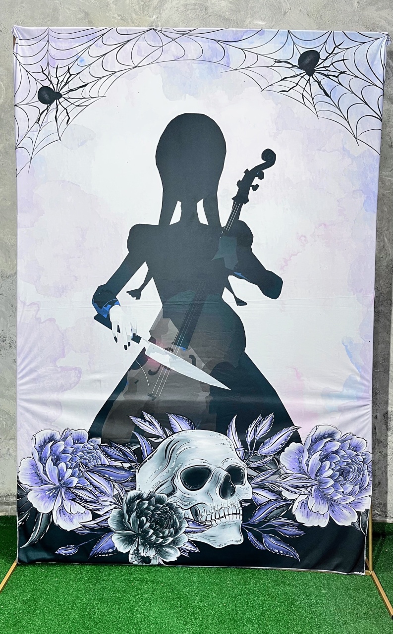 Painel Retangular 2,20X1,50 - Wandinha - daydecorafestas