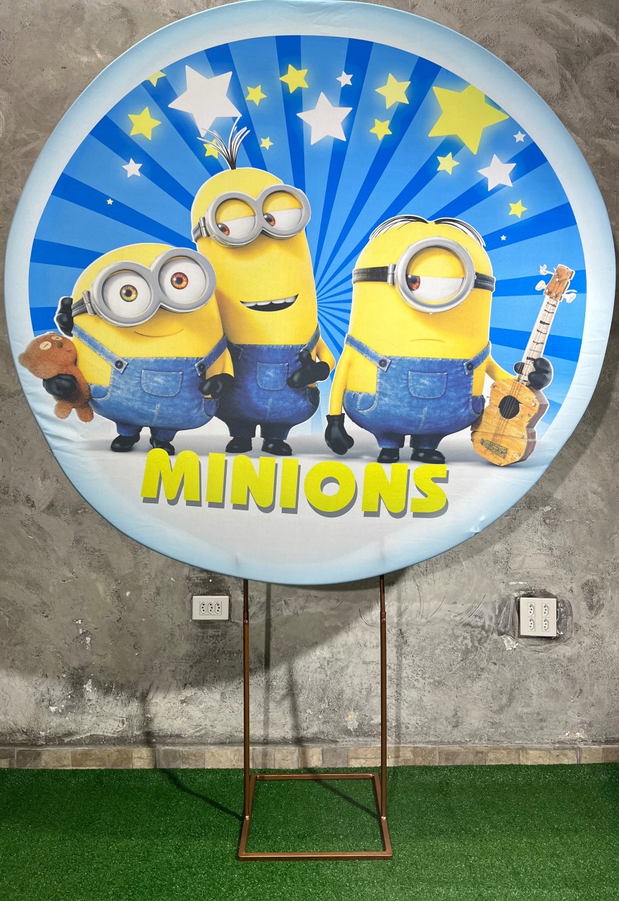 Painel Redondo 1,50 - Minions - daydecorafestas