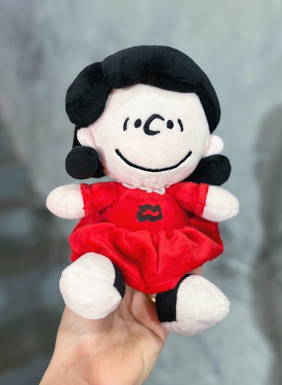 Snoopy - Pelúcia - Lucy - daydecorafestas
