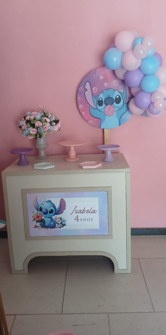 Mini Table Stitch - yasmim pires oliveira