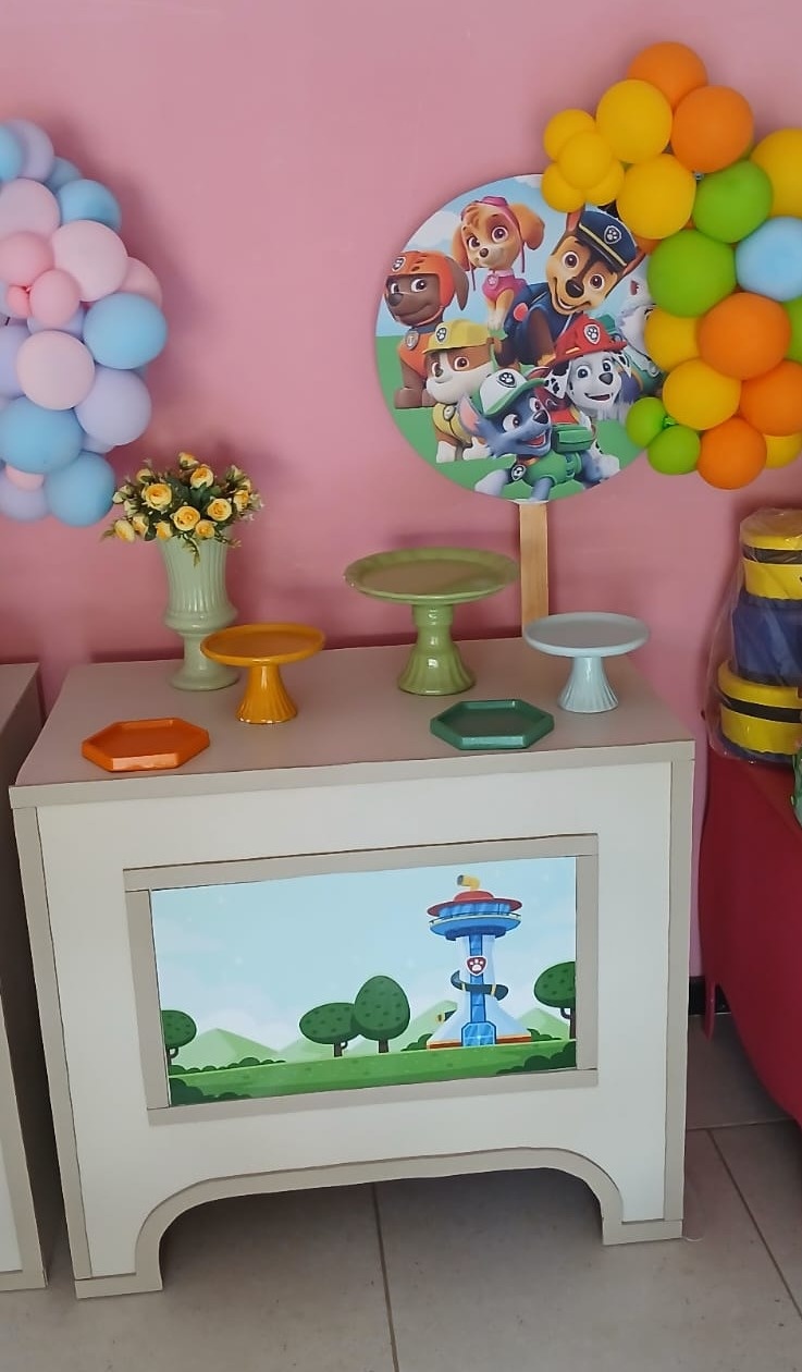 Mini Table Patrulha Canina - yasmim pires oliveira