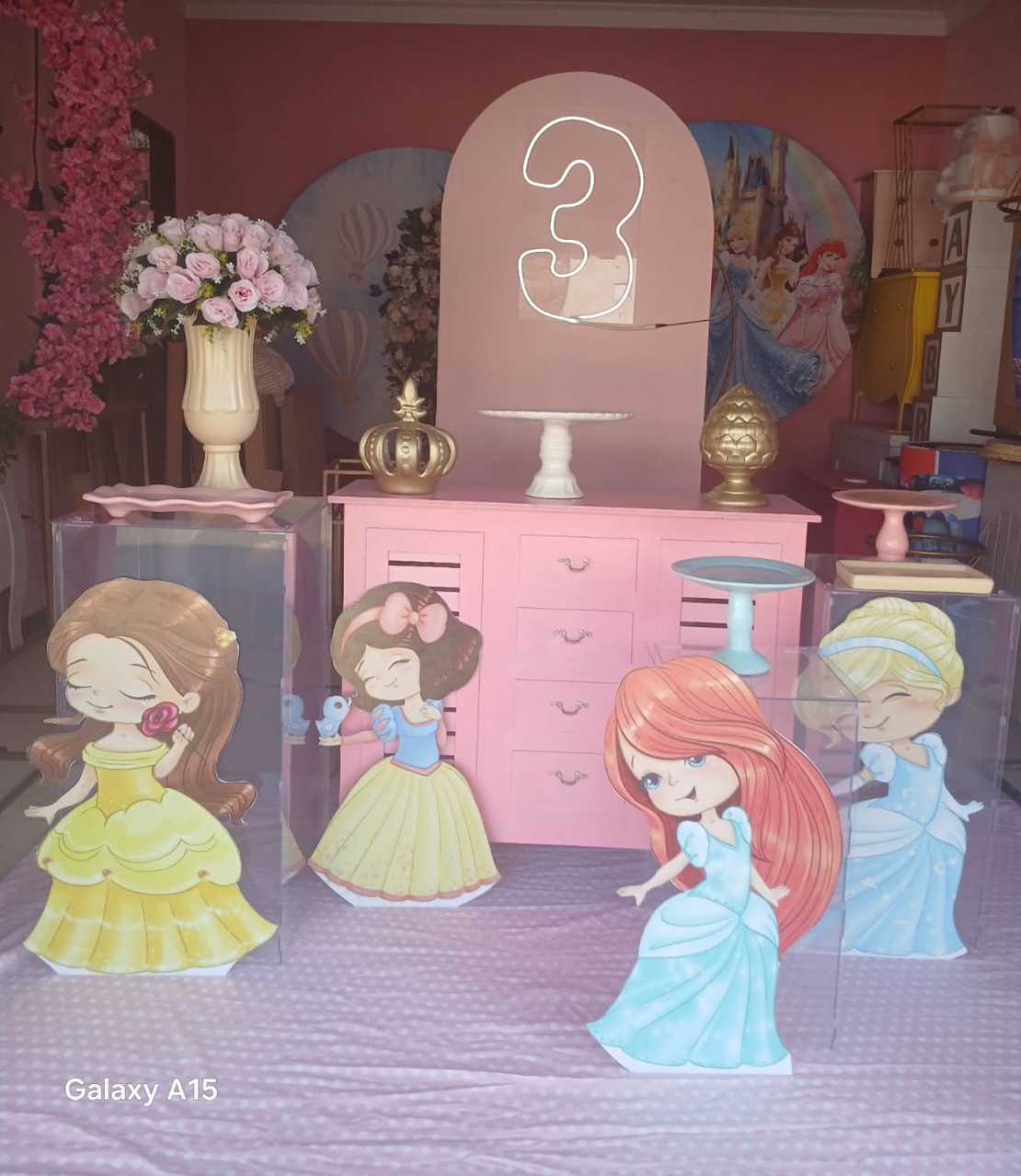 Princesas - yasmim pires oliveira
