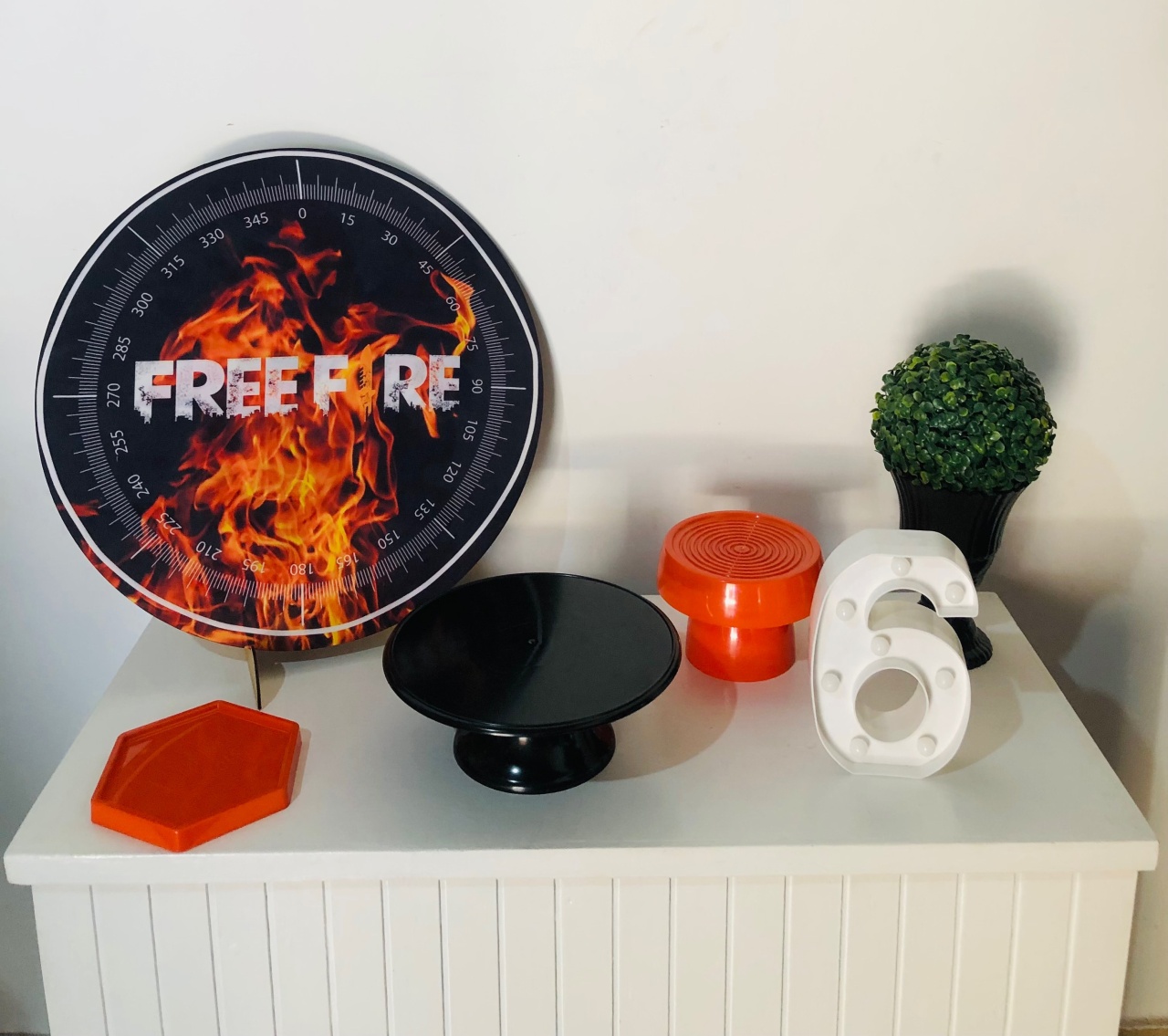Free  Fire Bronze Mini Kit 50 Cm - Mila e Dry Decora e Loca 
