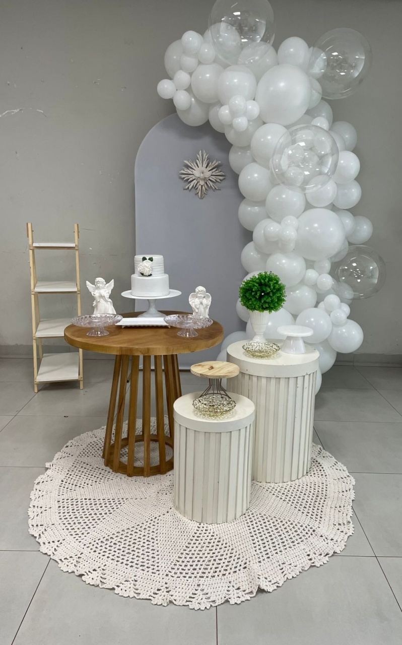 Batizado Branco Decoração  - Mila e Dry Decora e Loca 