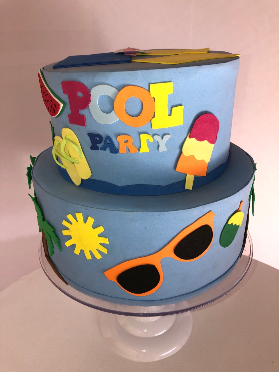 Bolo Pool Party - Mila e Dry Decora e Loca 