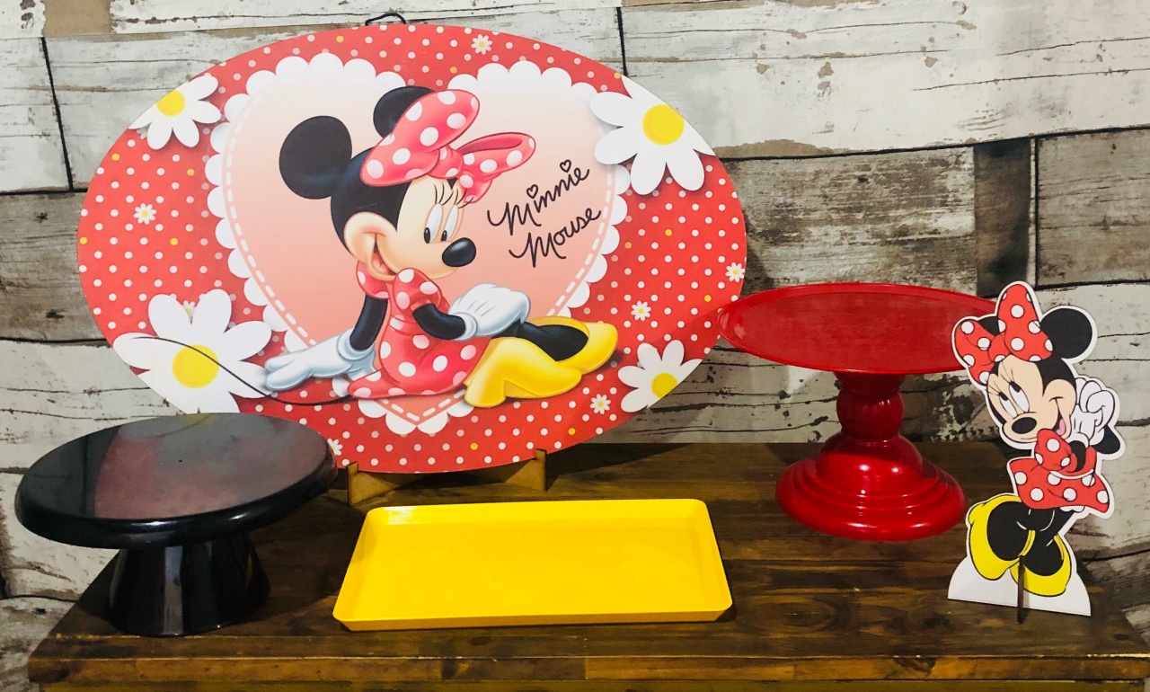 Kit Mesa Minnie Mouse Vermelho  - Mila e Dry Decora e Loca 