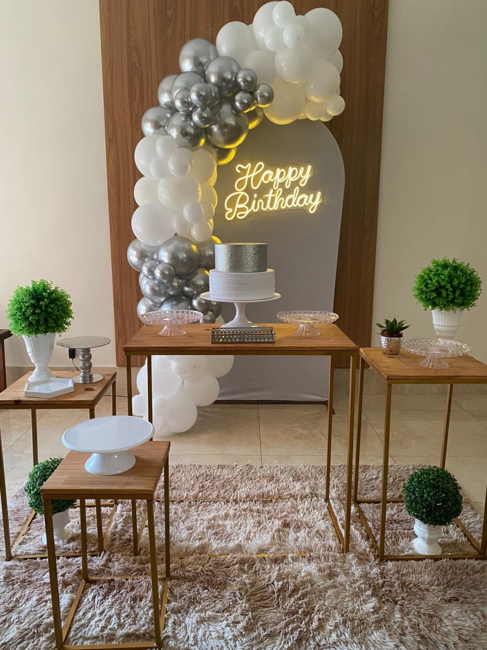 Prata Decoração  - Mila e Dry Decora e Loca 