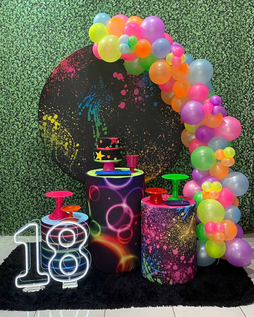Neon - Sandy Festy