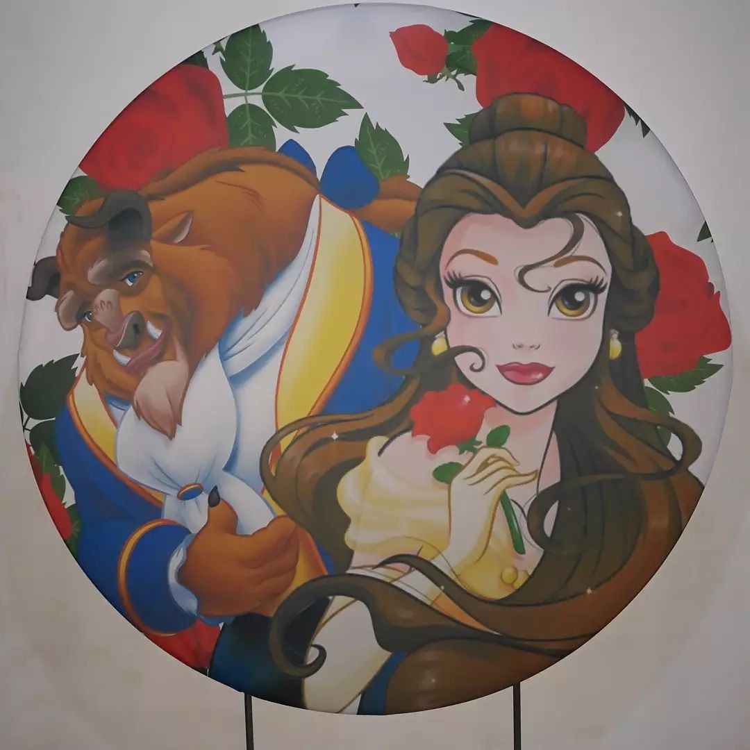 Bela E A Fera Fundo Branco - Fabricando Festa Por RFProvençais