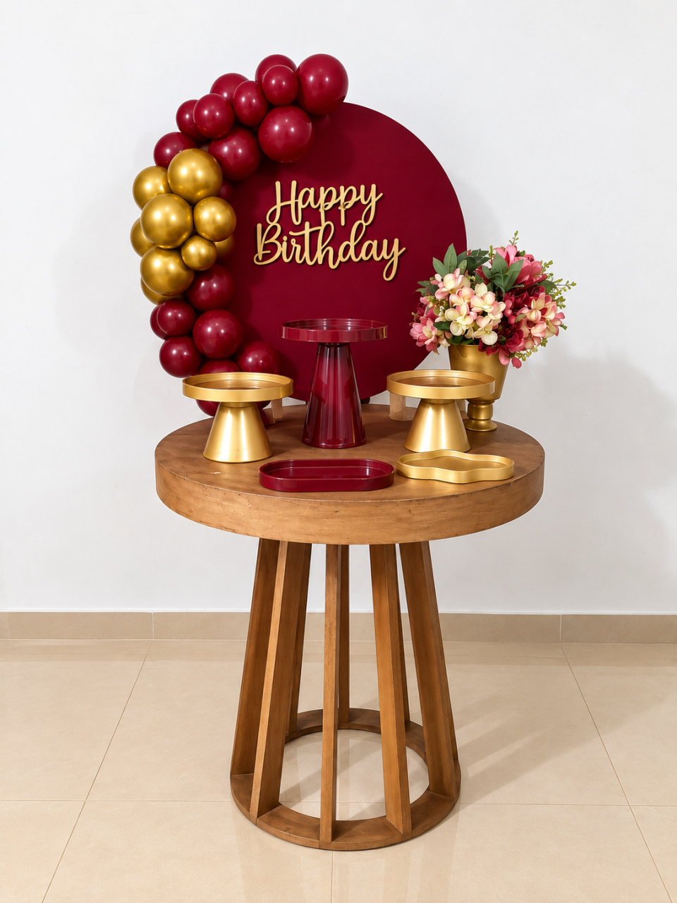 Kit Mesa Adulto Marsala Com Dourado - Fabricando Festa Por RFProvençais