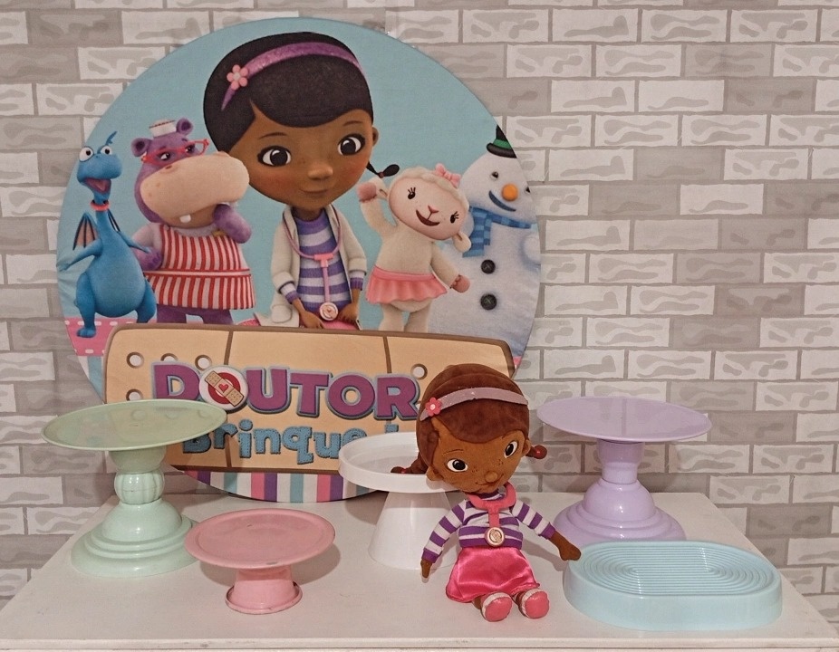 Kit Mesa Dr Brinquedos  - Fabricando Festa Por RFProvençais
