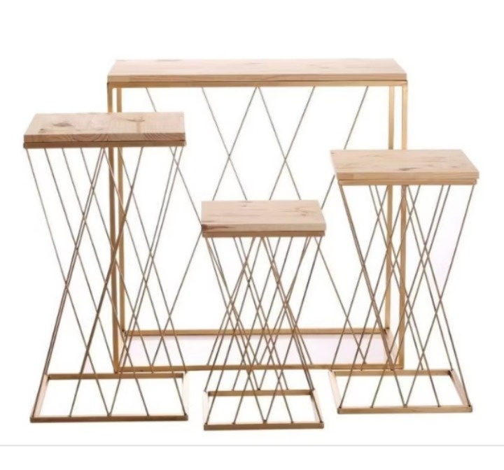 Quarteto Mesa de Ferro Treliça   - Fabricando Festa Por RFProvençais