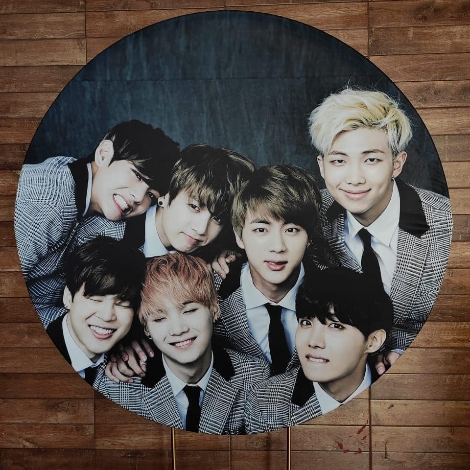 Bts - Fabricando Festa Por RFProvençais