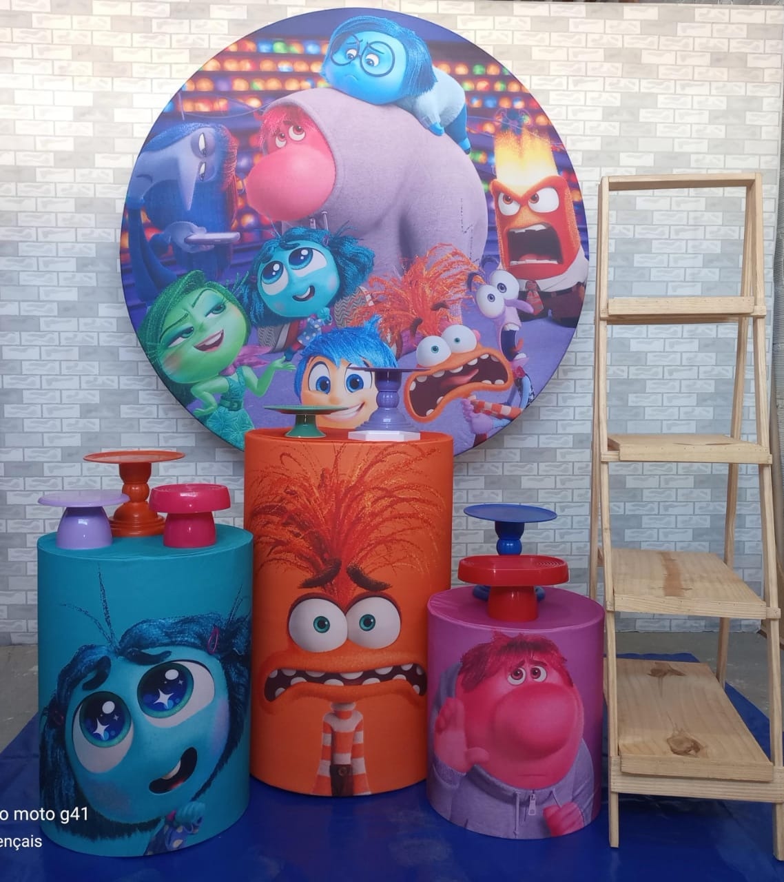Divertidamente  - Fabricando Festa Por RFProvençais