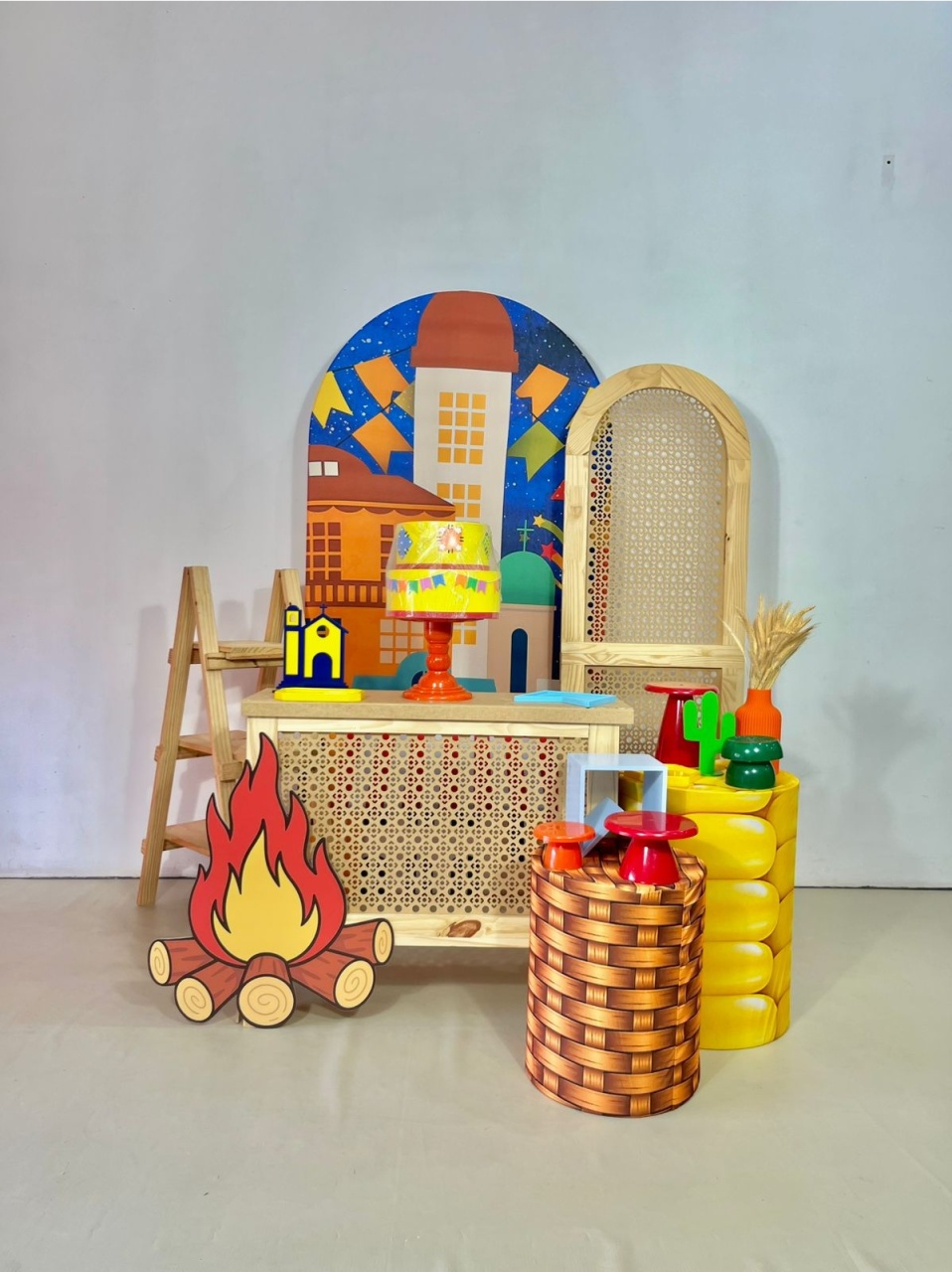 Kit Pegue E Monte - Arraiá Modelo 2 - Linha Junina - ARCO FEST - PEGUE E MONTE & DECORAÇÕES