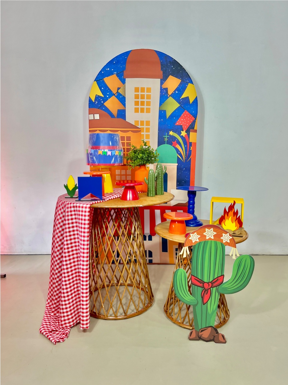 Kit Pegue E Monte - Arraiá Modelo 15 - Linha Junina - ARCO FEST - PEGUE E MONTE & DECORAÇÕES