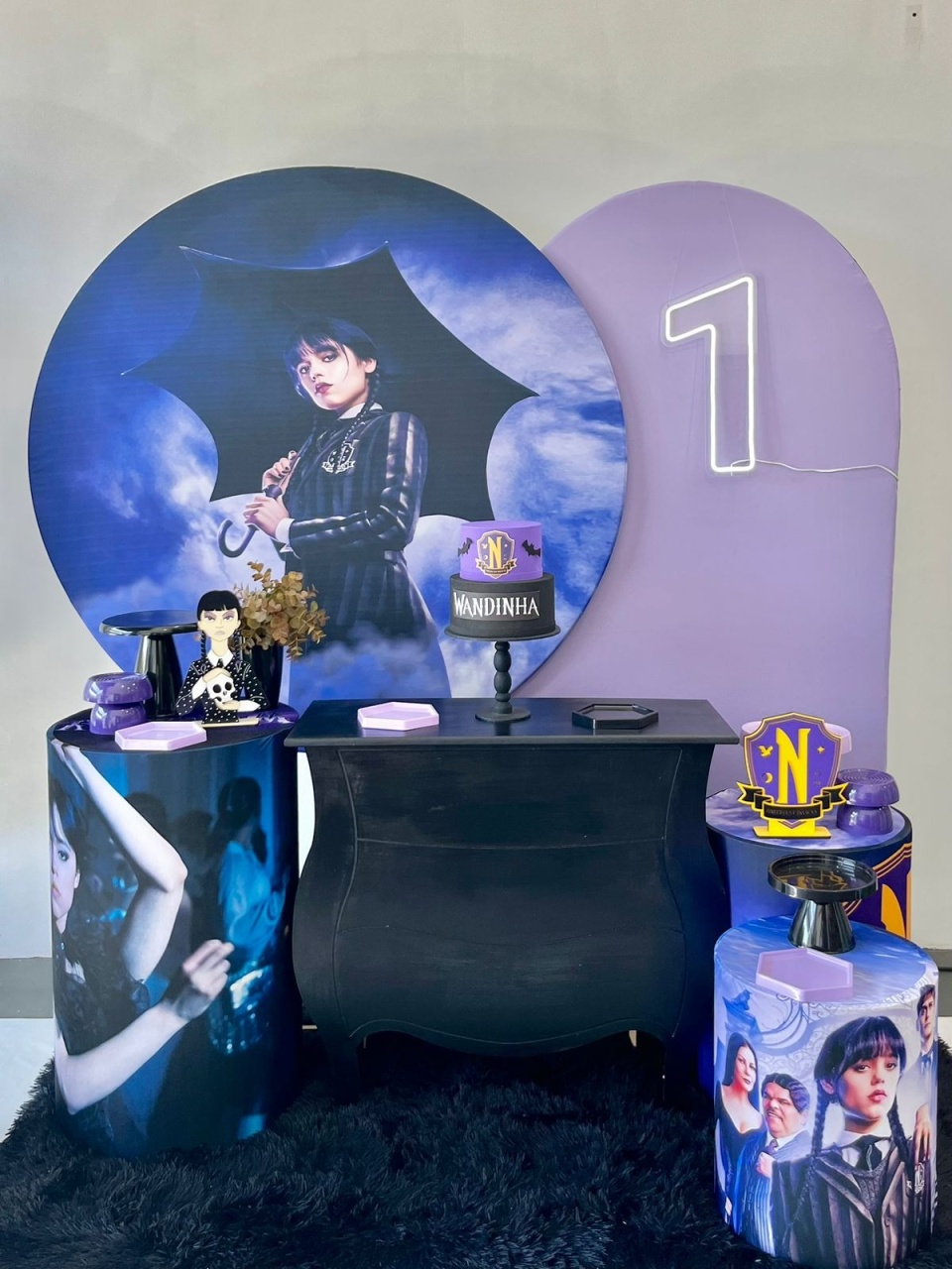 Kit Pegue E Monte  - Wandinha  - Kit Brilha	(Modelo 1) - ARCO FEST - PEGUE E MONTE & DECORAÇÕES