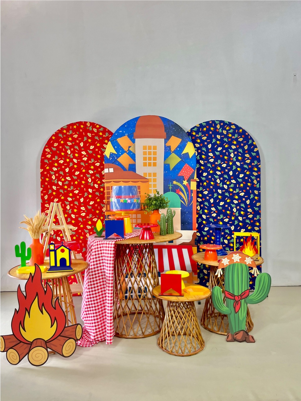 Kit Pegue E Monte - Arraiá Modelo 22 - Linha Junina - ARCO FEST - PEGUE E MONTE & DECORAÇÕES