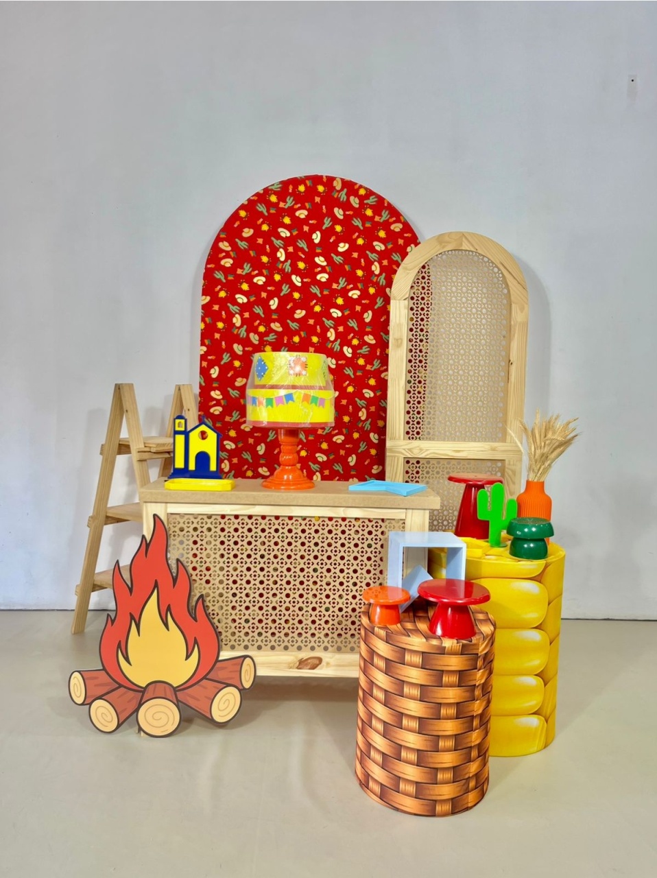 Kit Pegue E Monte - Arraiá Modelo 5 - Linha Junina - ARCO FEST - PEGUE E MONTE & DECORAÇÕES