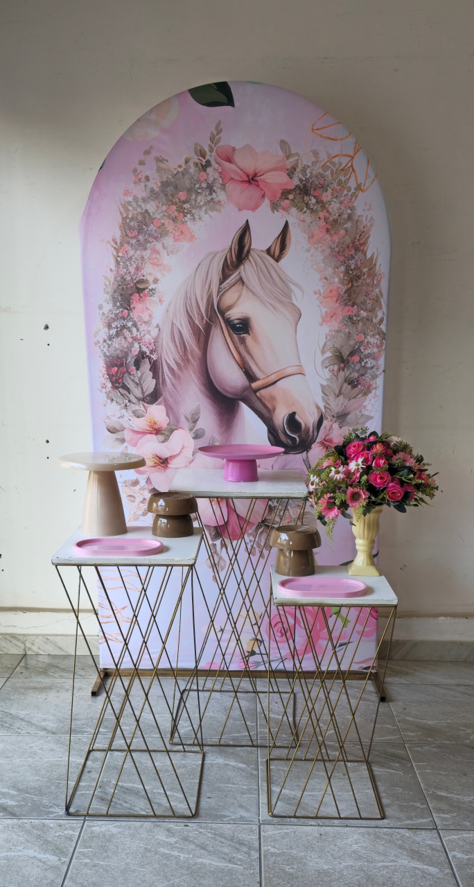 Kit Pegue E Monte: Cavalo 1 - L&N Decorações 