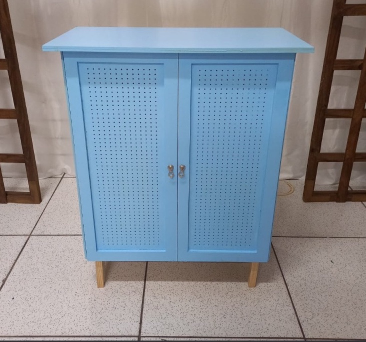 Cômoda Azul Clara Porta Fake - Balões de Menina 