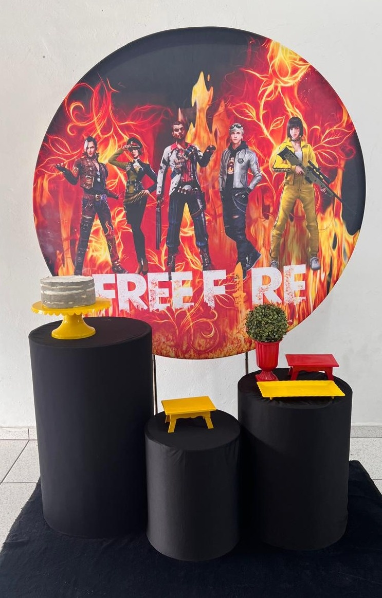 Kit Pegue E Monte Padrão Free Fire - Balões de Menina 
