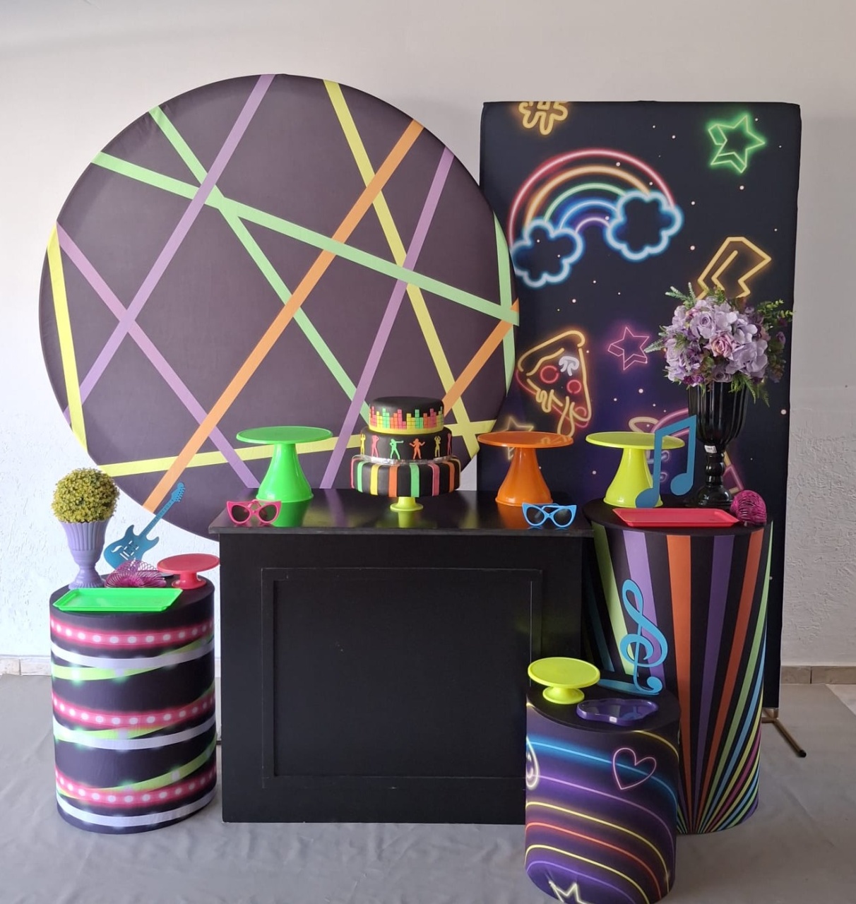 Neon Ouro Ii - LumyAtelieDecoacao