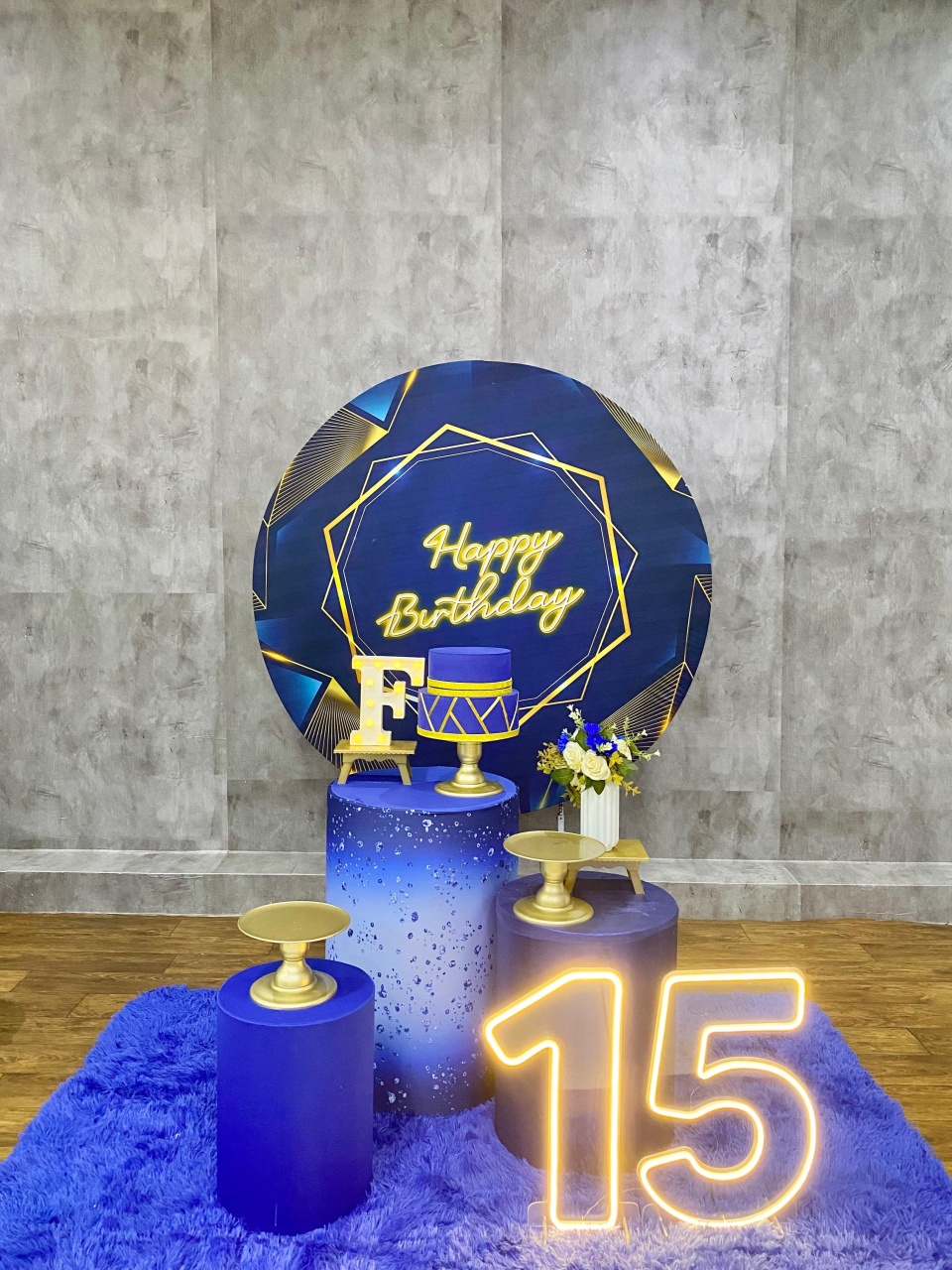 Adulto Azul Com Dourado - Akitem Festa (Thalita Rissato)