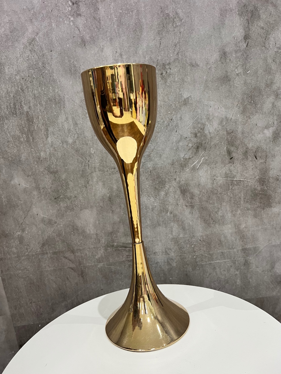 Vaso Ferro Dourado - Akitem Festa (Thalita Rissato)