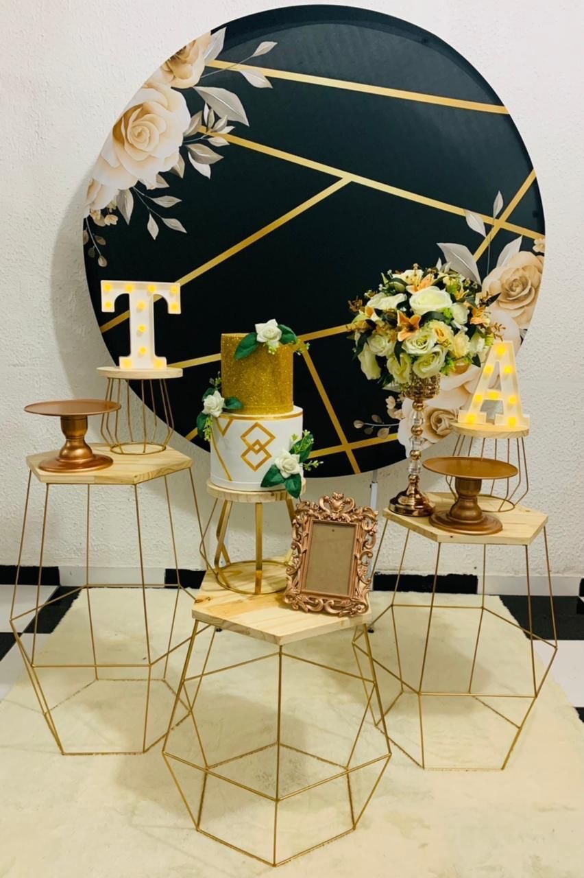 Adulto Floral Preto E Dourado  - Akitem Festa (Thalita Rissato)