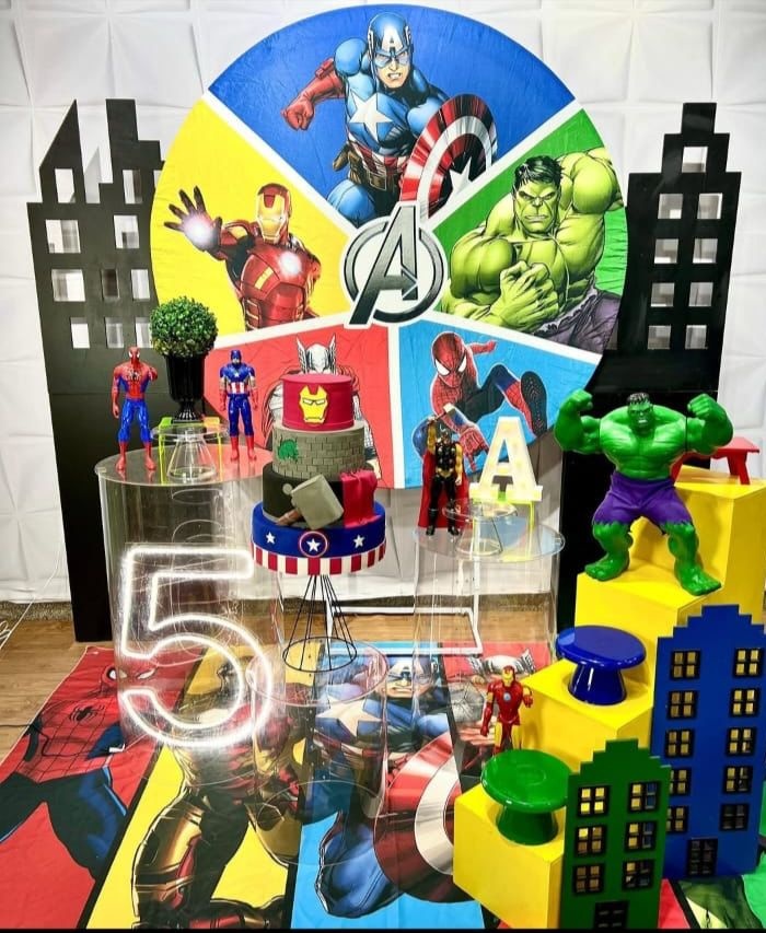 Vingadores 010 - Akitem Festa (Thalita Rissato)