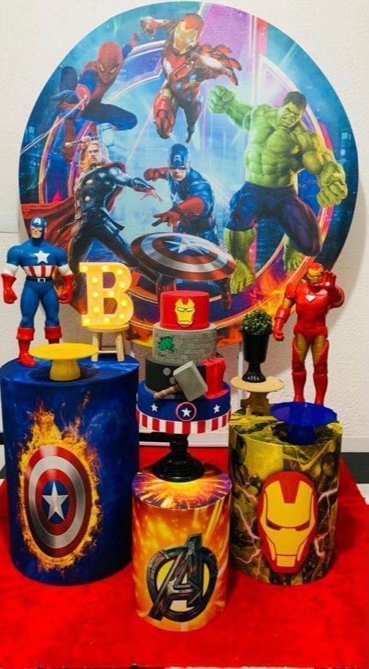 Vingadores - Akitem Festa (Thalita Rissato)